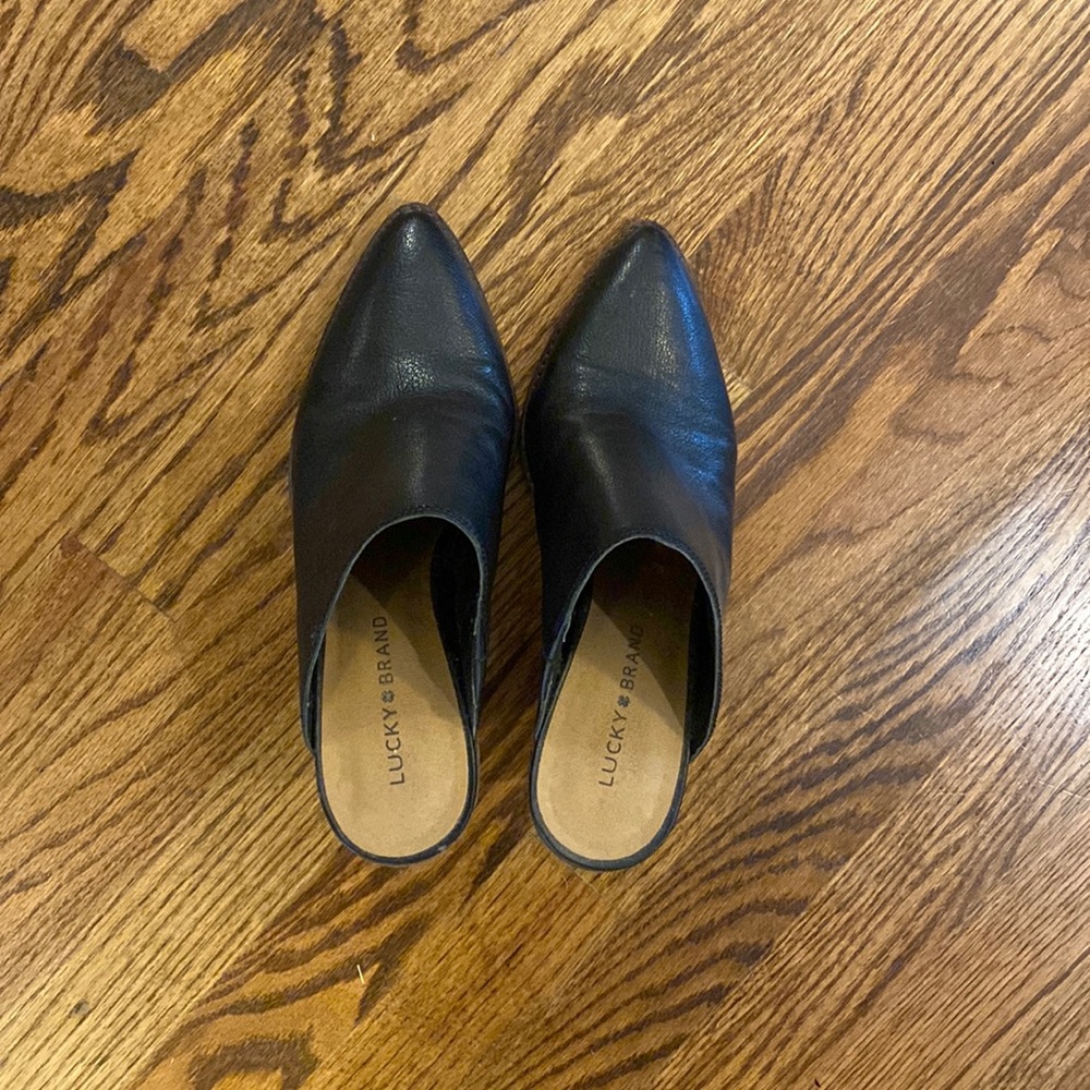 Lucky sz 8.5 mules - black